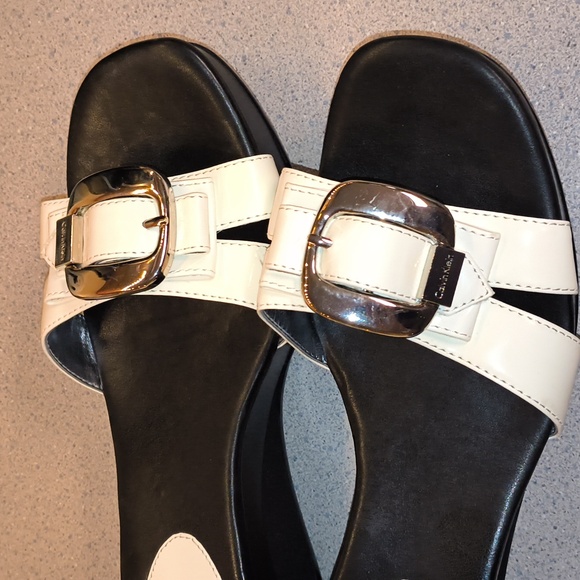 Calvin Klein Brand White Genuine Leather Wedge Sandals- 2 1/2 Inch Heels-New - Picture 5 of 9